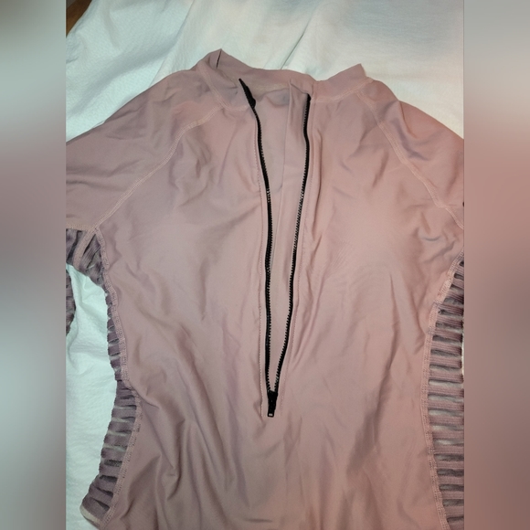 NWOT ELEGANT MESH DETAIL CUT OUT RASHGUARD SUN PROTECTION SWIM BATHING SUIT - Picture 3 of 15